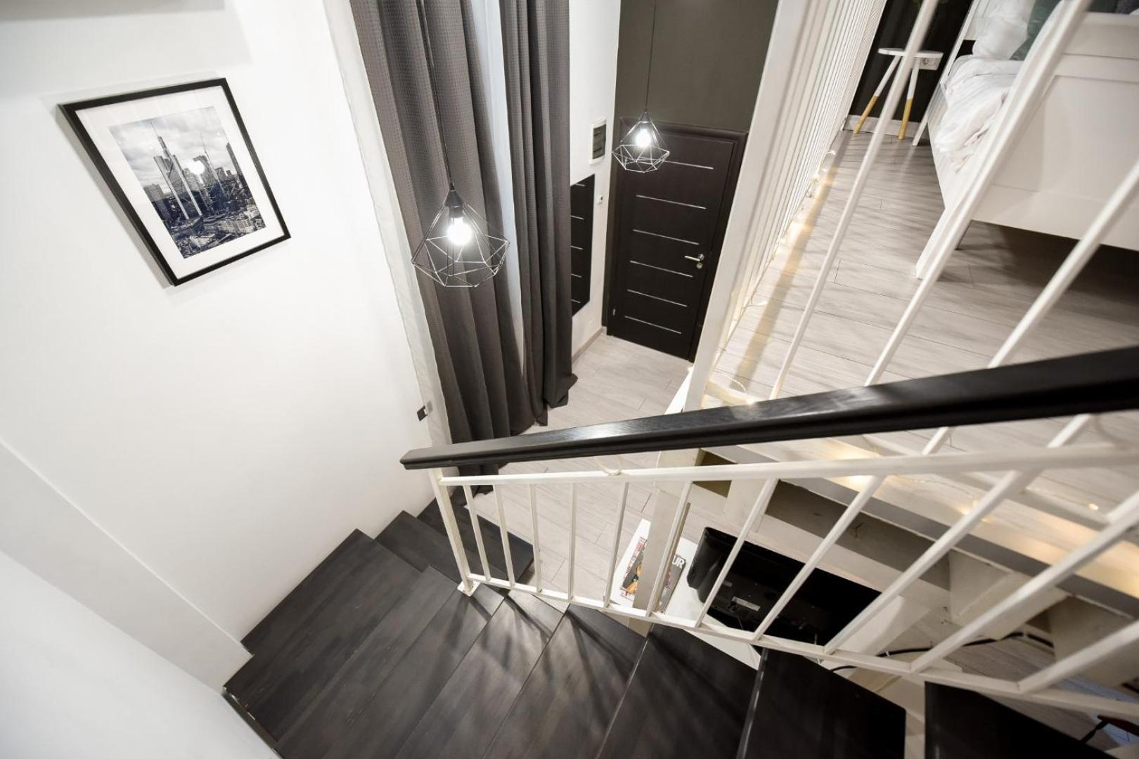 Central Comfort - Duplex-Style Studios On Regina Elisabeta Букурещ Стая снимка