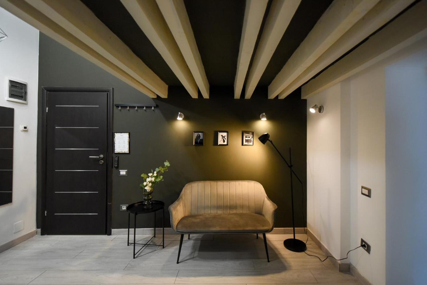 Central Comfort - Duplex-Style Studios On Regina Elisabeta Букурещ Екстериор снимка